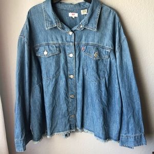 Levi’s Denim button up shirt